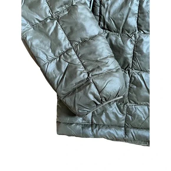 The North Face Thermoball Eco Jacket Mens‎ Size Medium Green Puffer Insulated